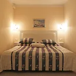 Hotell Zlaty Sloup 3*