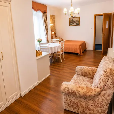 Ξενοδοχείο Zlaty Sloup Κάρλοβι Βάρι