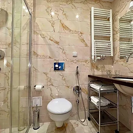 Zlaty Sloup Ξενοδοχείο 3*