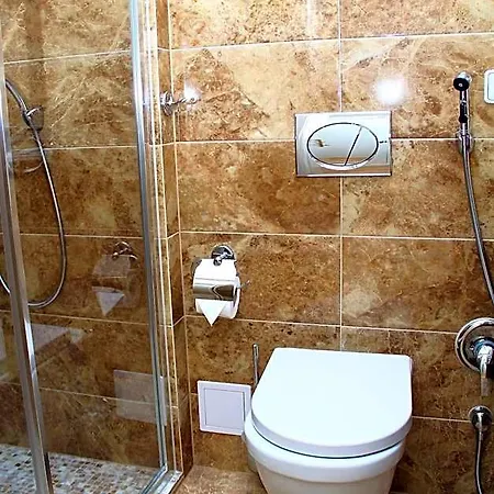 Zlaty Sloup Κάρλοβι Βάρι
