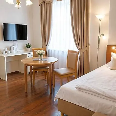 Zlaty Sloup 3* Κάρλοβι Βάρι