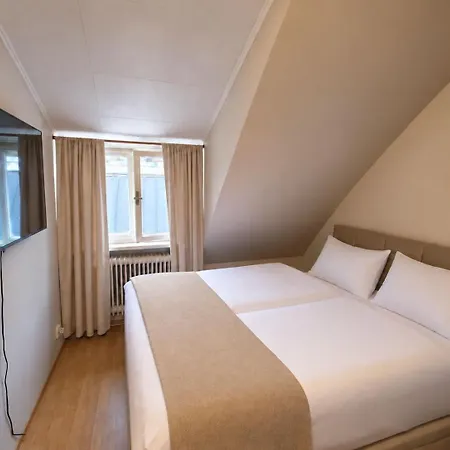 Zlatý Sloup Hotel 3*