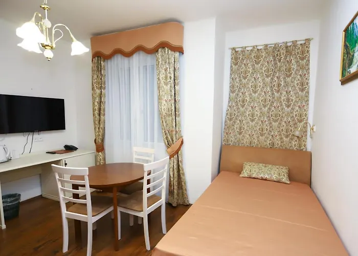 Zlaty Sloup Hotell 3*